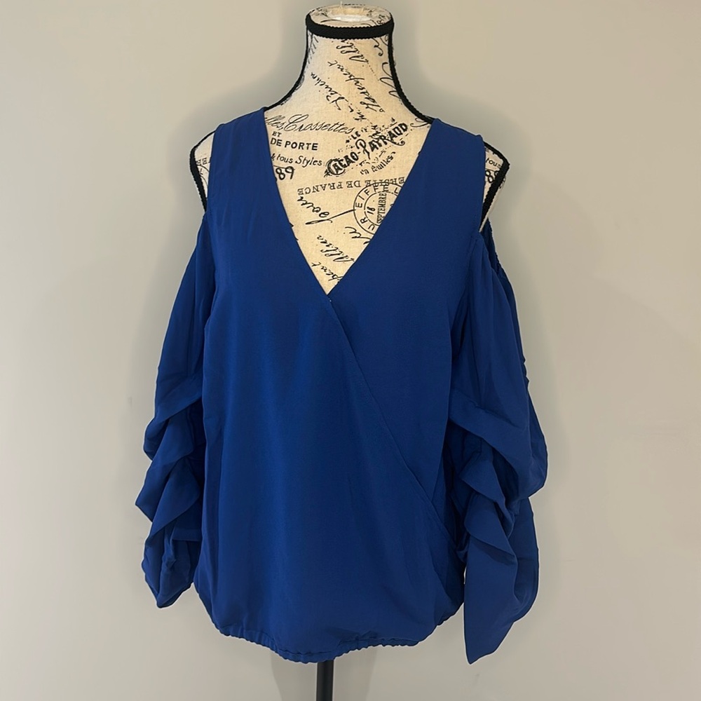 Venus Blue Cold Shoulder Top Size M P2P 20.5” Length 24.5”